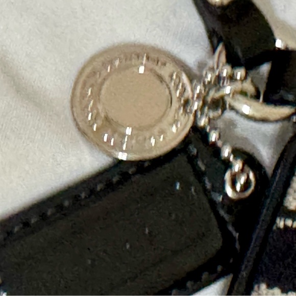 Coach Black and White Signature Wristlet - Picture 5 of 10